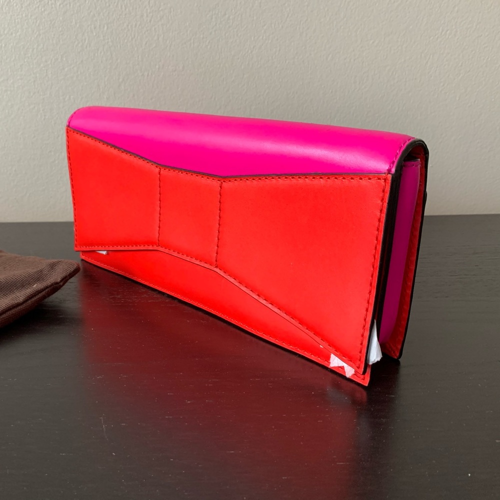 Kate Spade bow design clutch